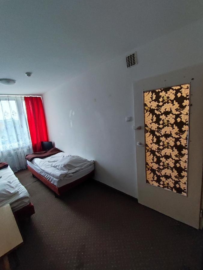 Hostel Plonia Economy Štetín Exteriér fotografie
